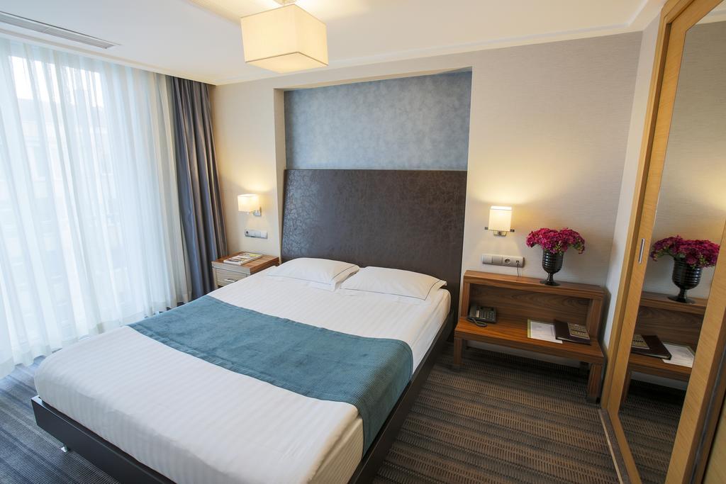 Deluxe Suite,339941062:JPEG