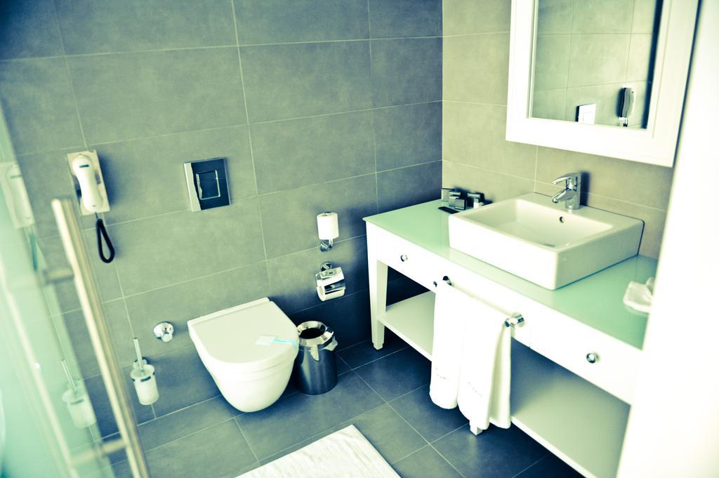 Standard Double or Twin Room,217247294:JPEG