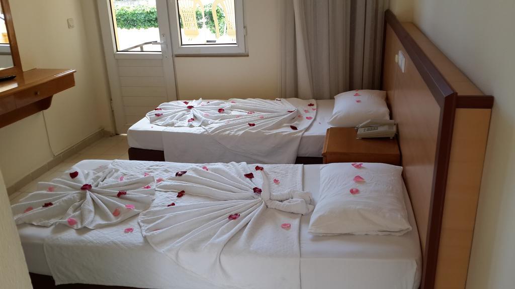 Standard Double Room,225377201:JPEG
