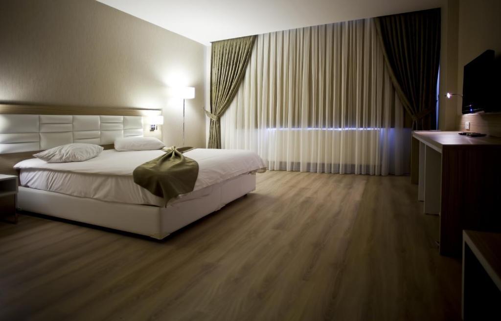 Standart Çift Kişilik veya İki Yataklı Oda