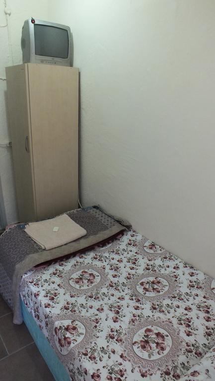 Single Room with Shared Bathroom,316877305:JPEG