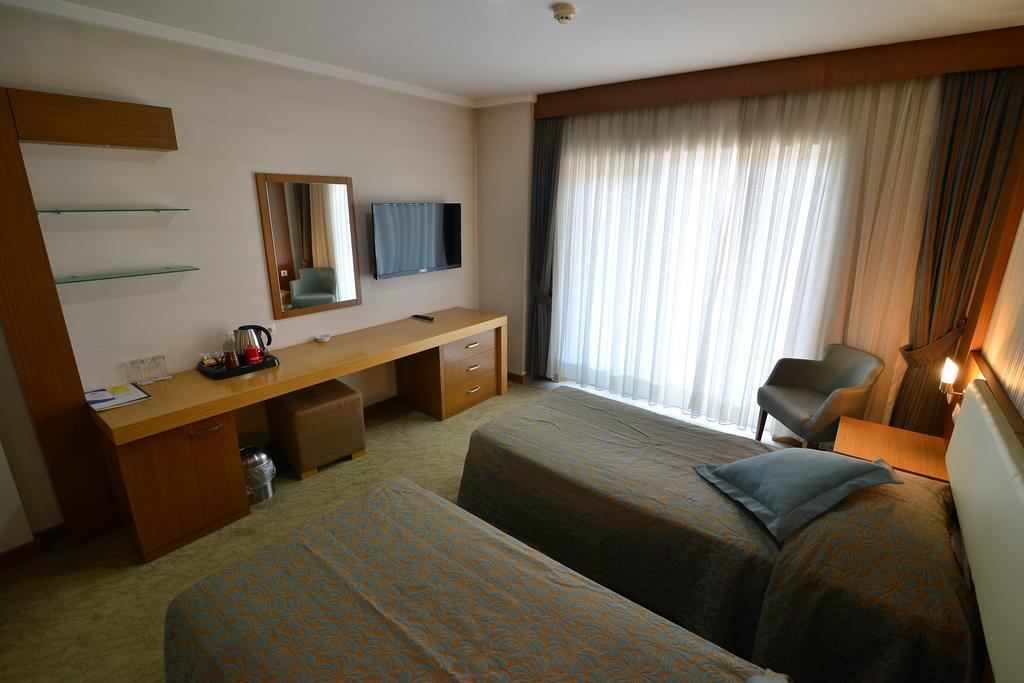 Standart Çift Kişilik veya İki Yataklı Oda