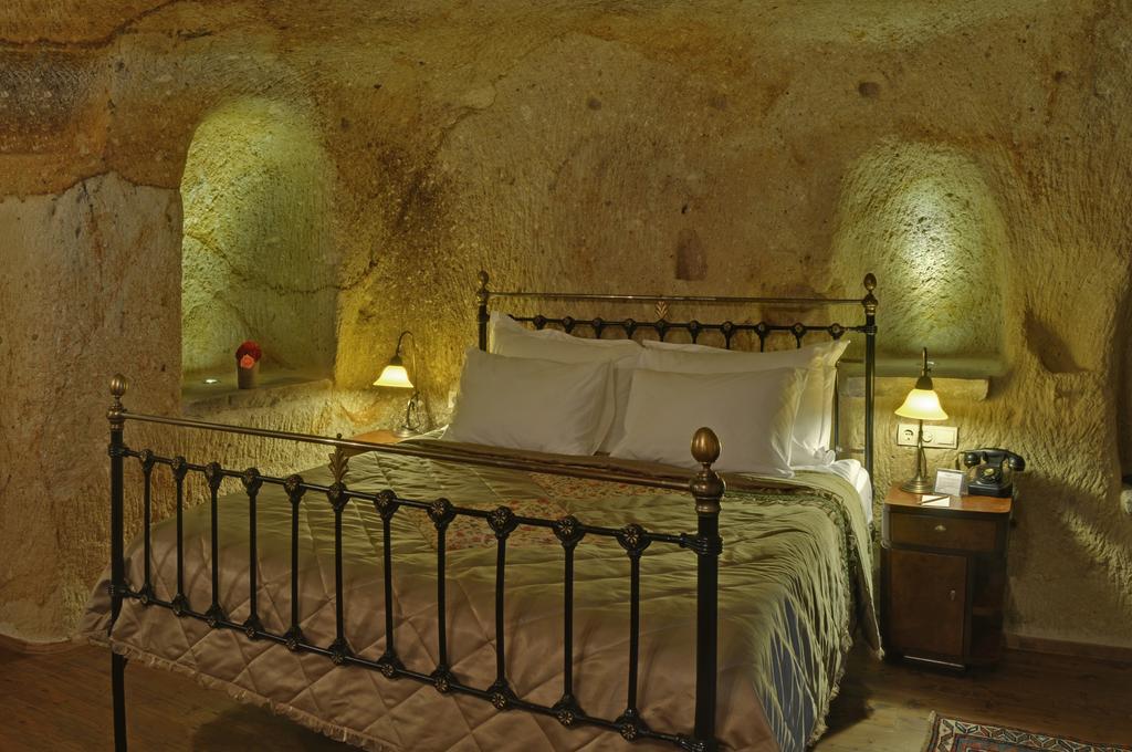 Family Cave Suite