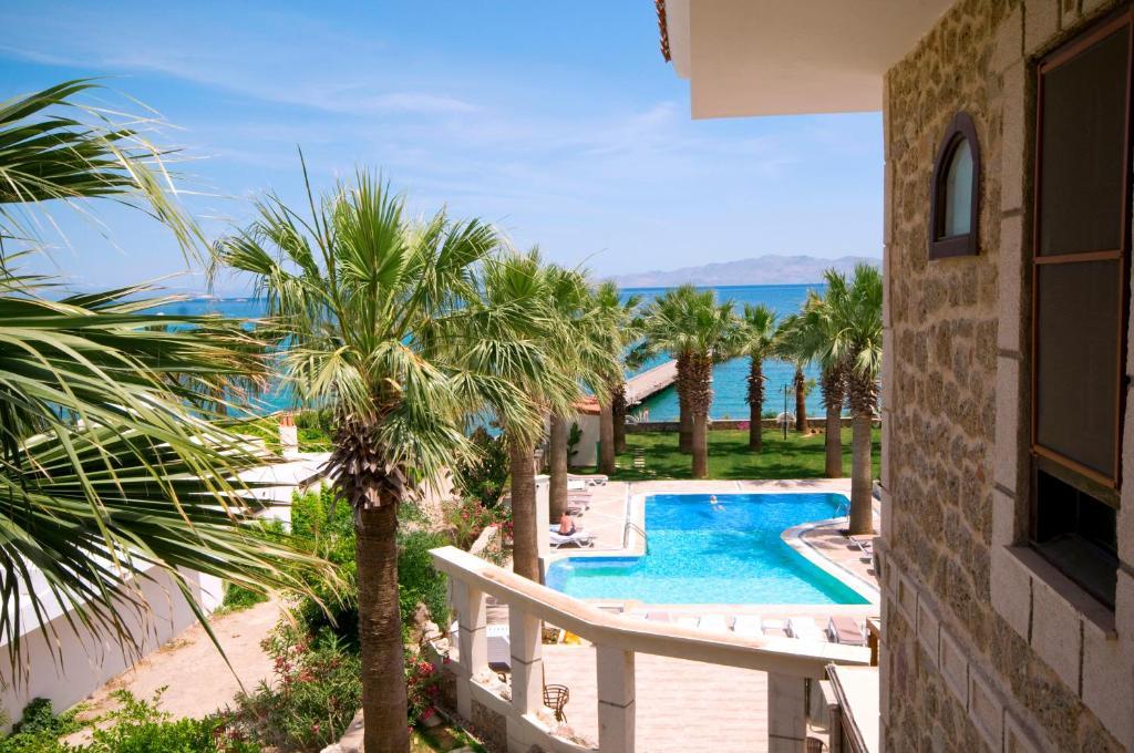 Standard Double Room,42773053:JPEG