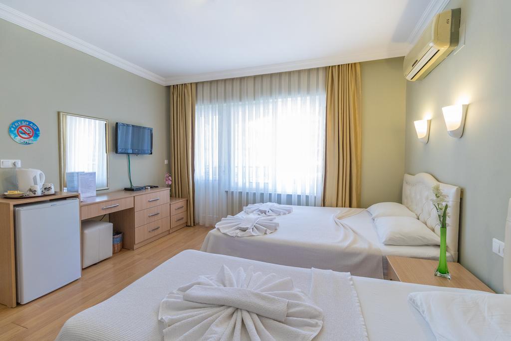 Dreibettzimmer