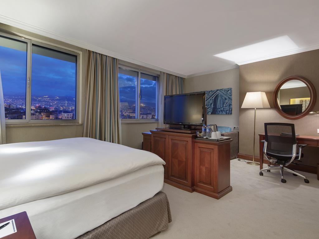 Executive Zimmer mit Kingsize-Bett