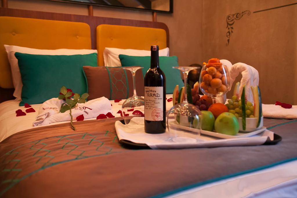 Penthouse Suite,460991274:JPEG