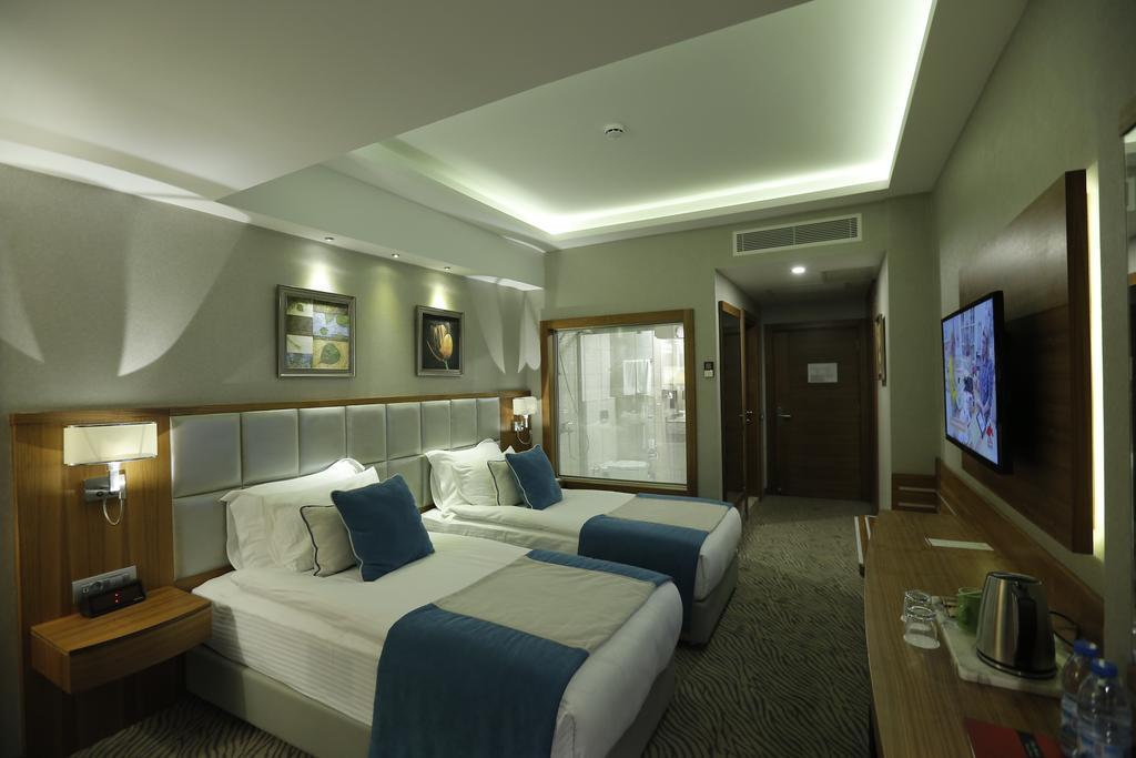 Twin Room - Non-Smoking,435597399:JPEG