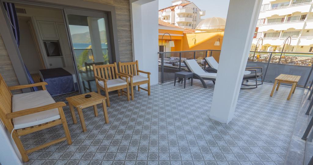 Double Room with Patio