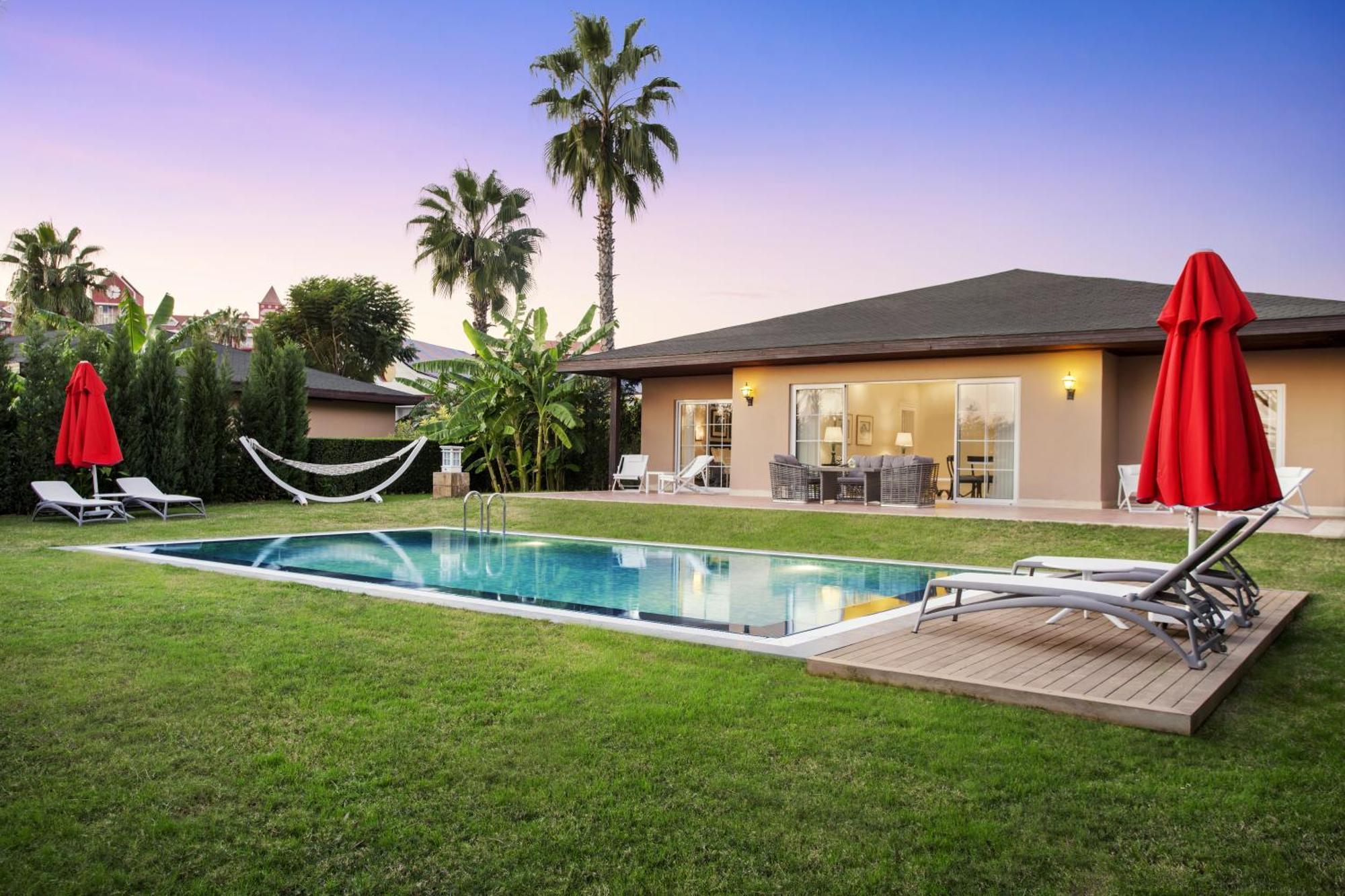 Villa King