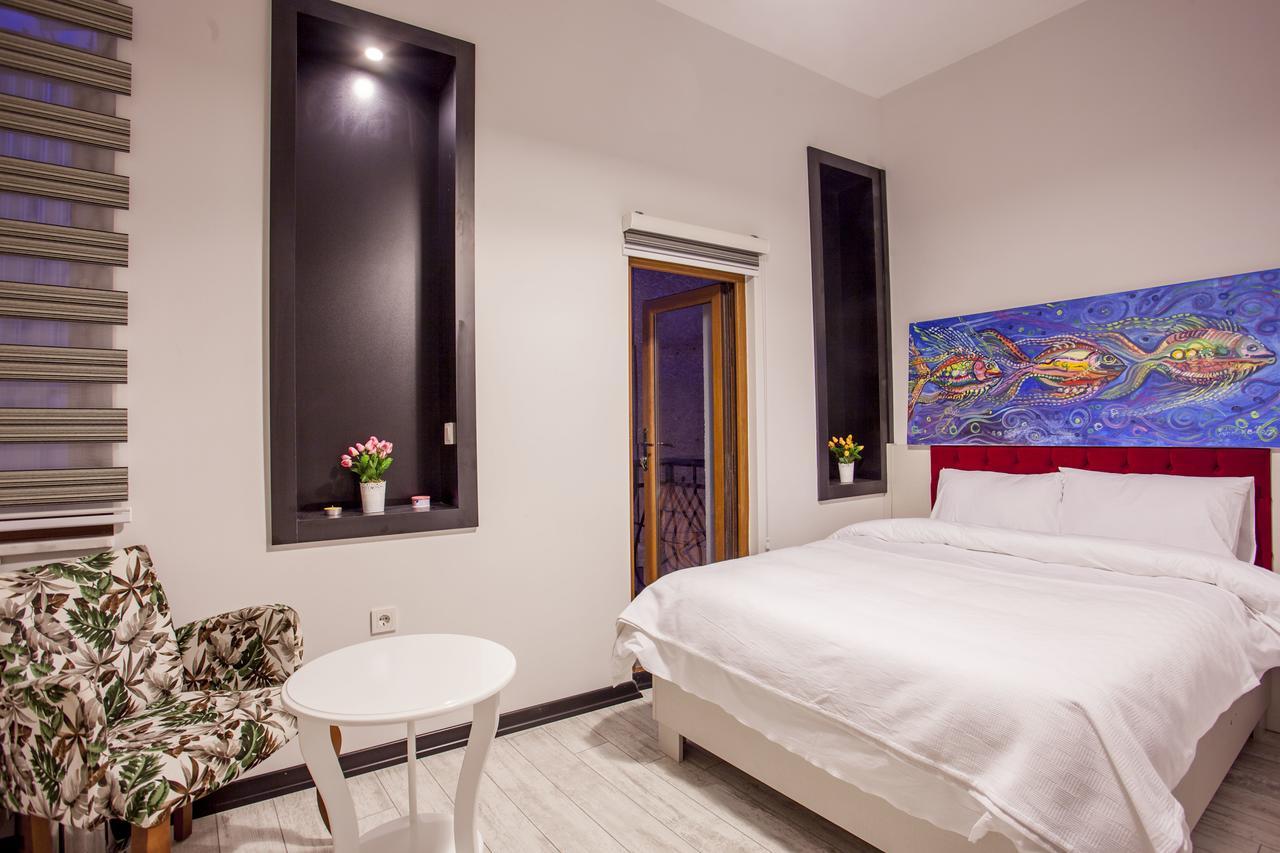 Deluxe Double Room,527969634:JPEG