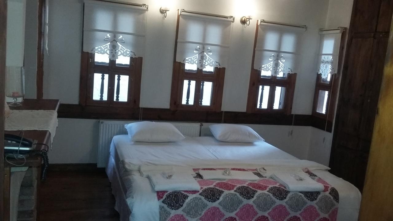 Deluxe Quadruple Room,636091740:JPEG