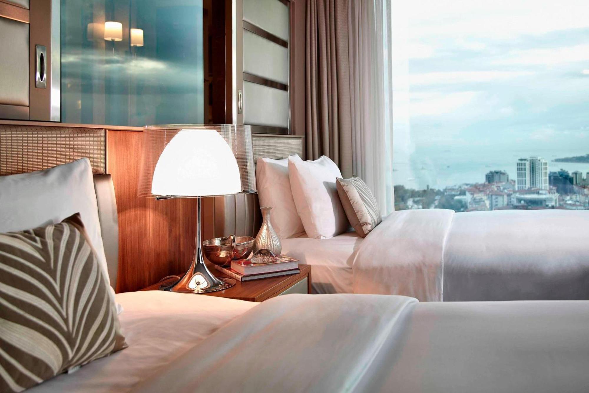Executive Twin Room Club Lounge Access Bosphorus View,1357491884:JPEG