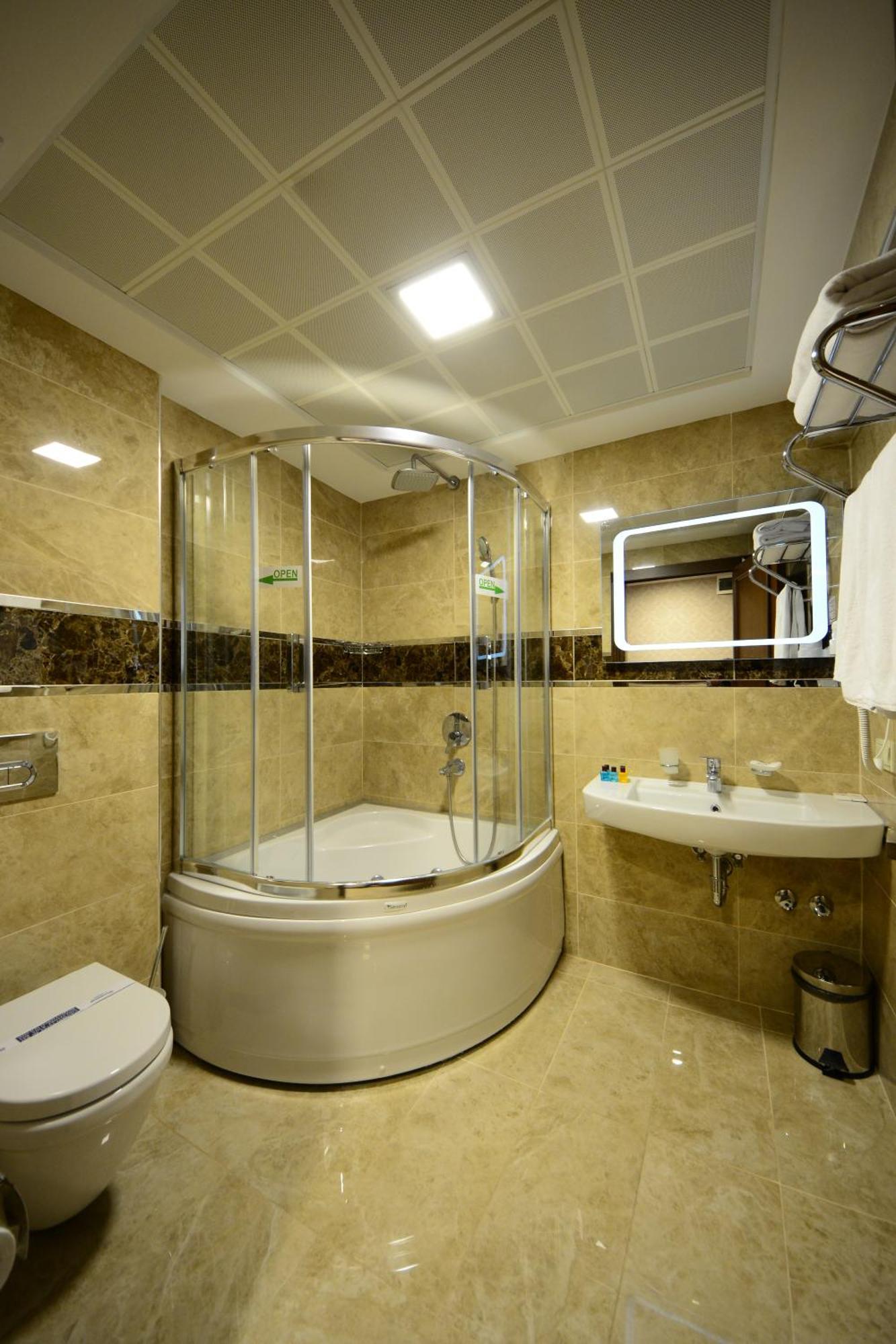 Triple Room,1216522726:JPEG