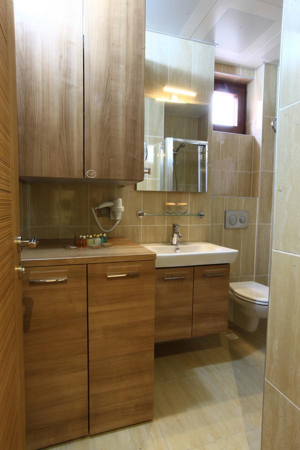 Standard Suite