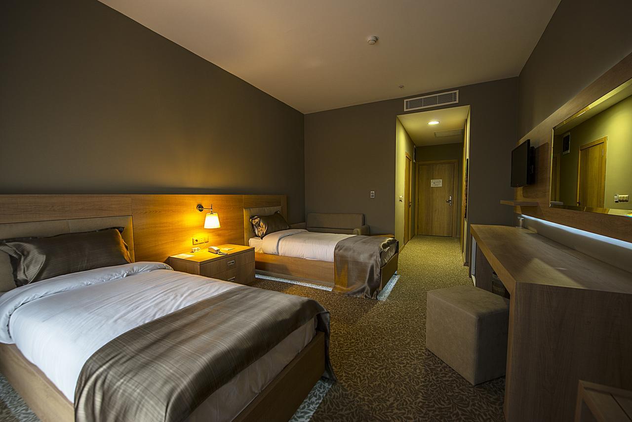 Single Room,633561372:JPEG