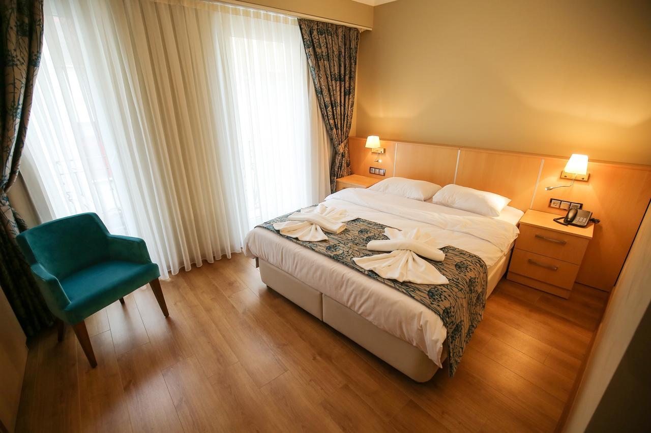 Standard Double or Twin Room,638607819:JPEG