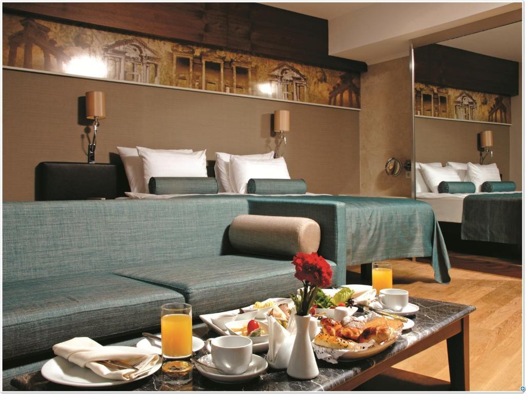 Suite with Sea View