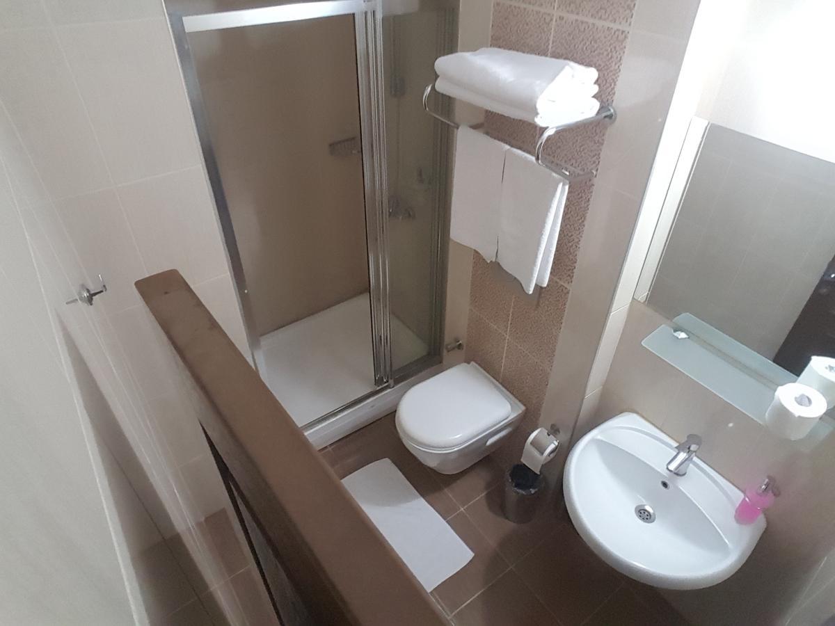 Double or Twin Room,646451559:JPEG