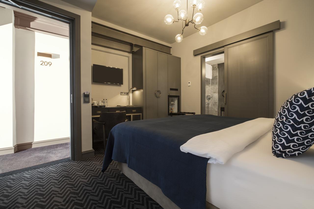 Economy Double or Twin Room (No View),663566961:JPEG