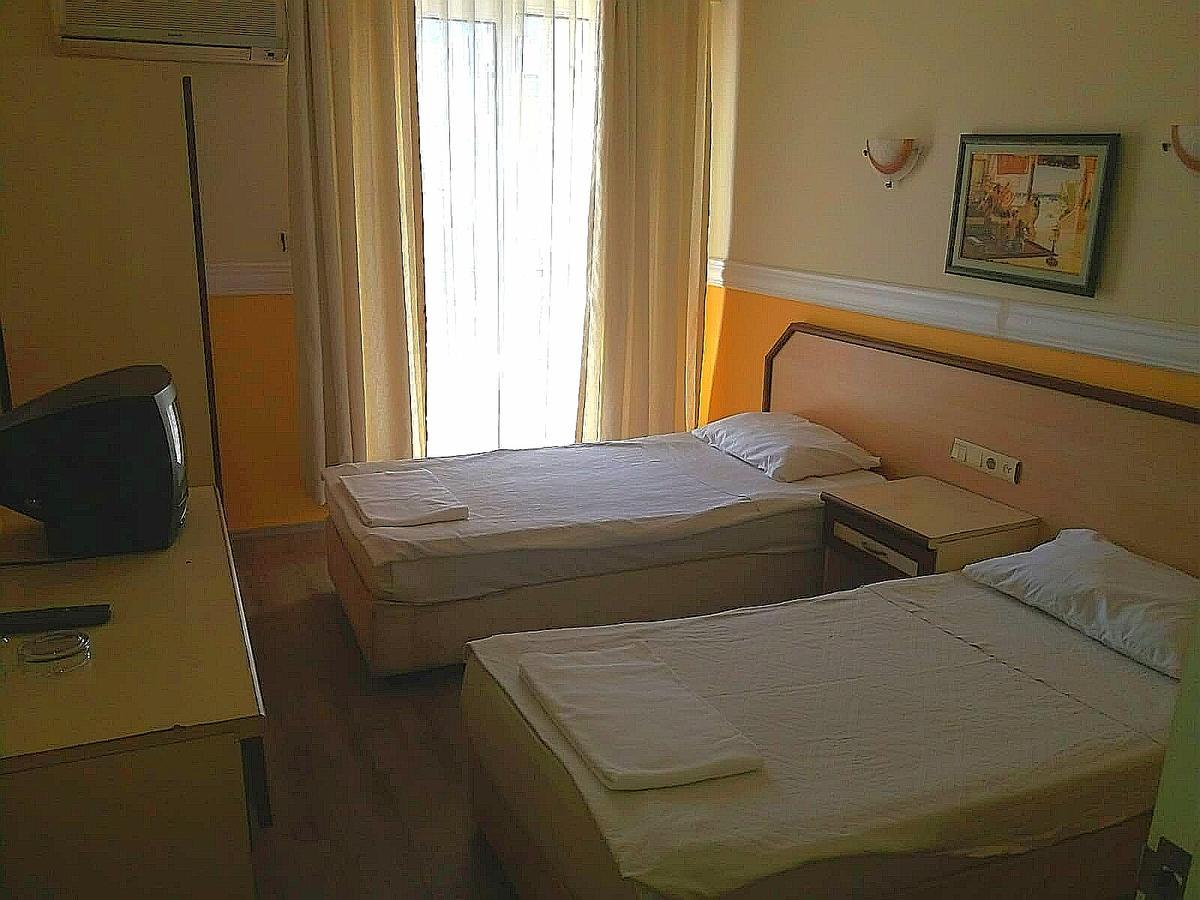 Single Room Private Bathroom