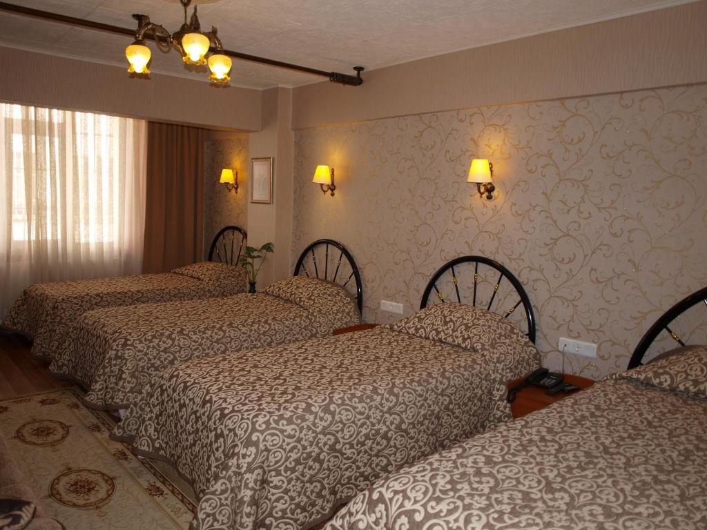 Quadruple Room with Bathroom