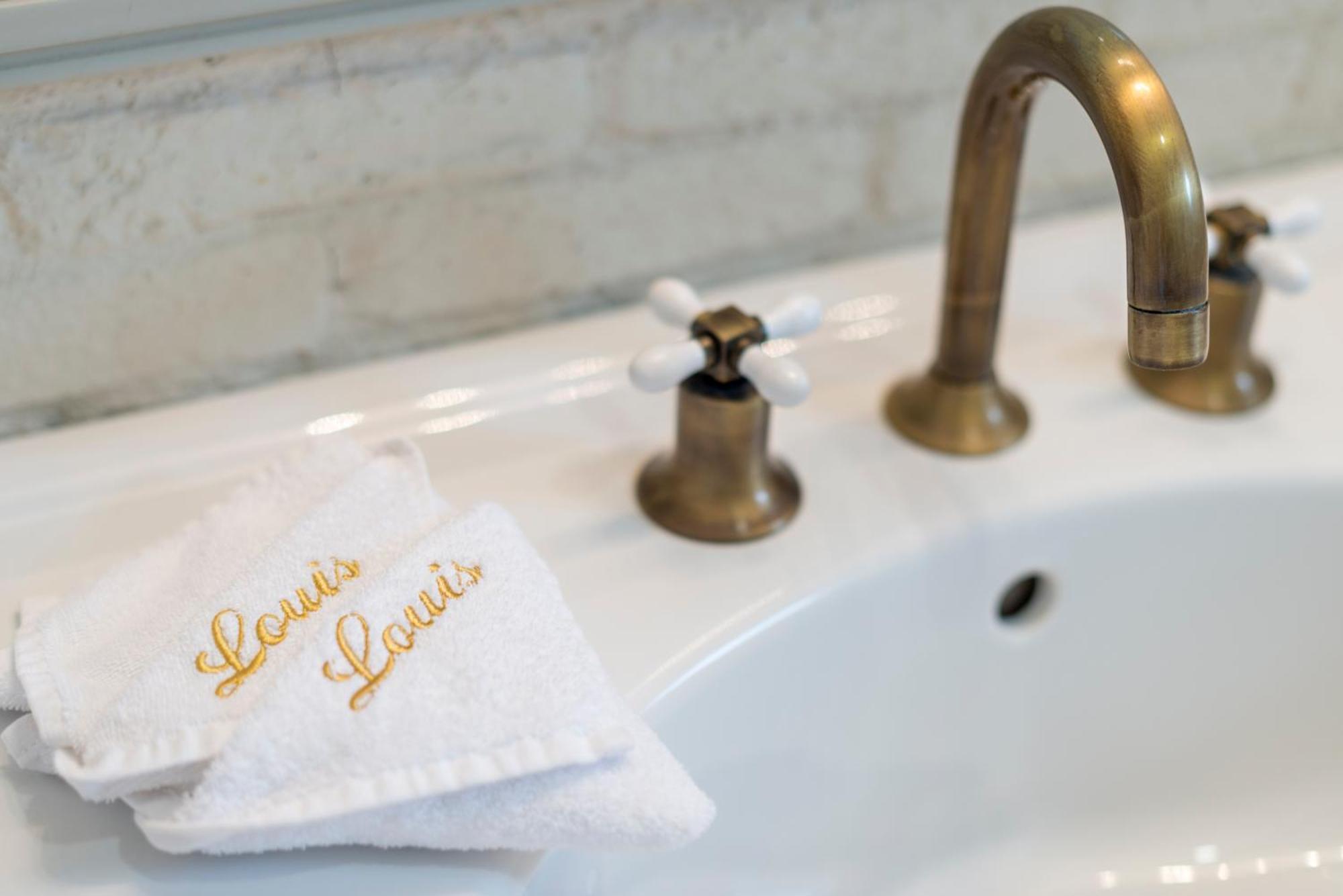 Tower Suite with Terrace,812427765:JPEG