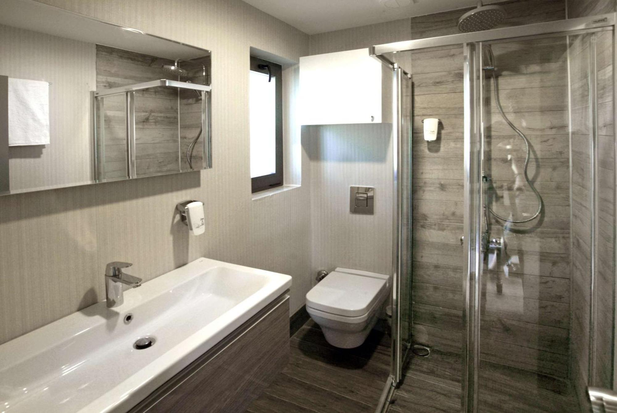 Corner Room