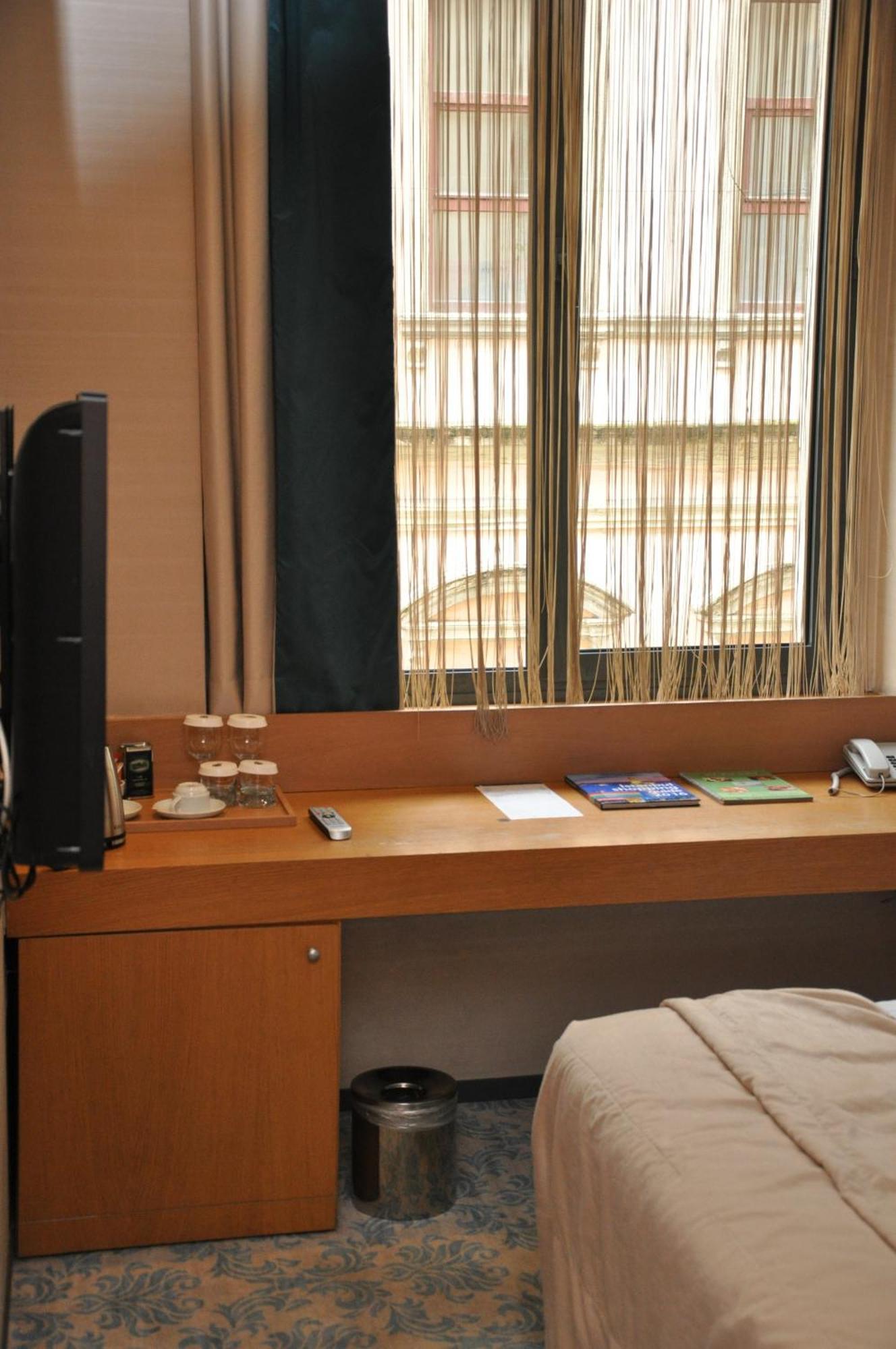 Standard Double Room,1274929099:JPEG