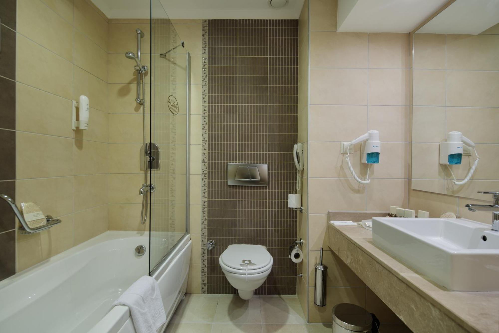 Standard Double or Twin Room,1088799739:JPEG