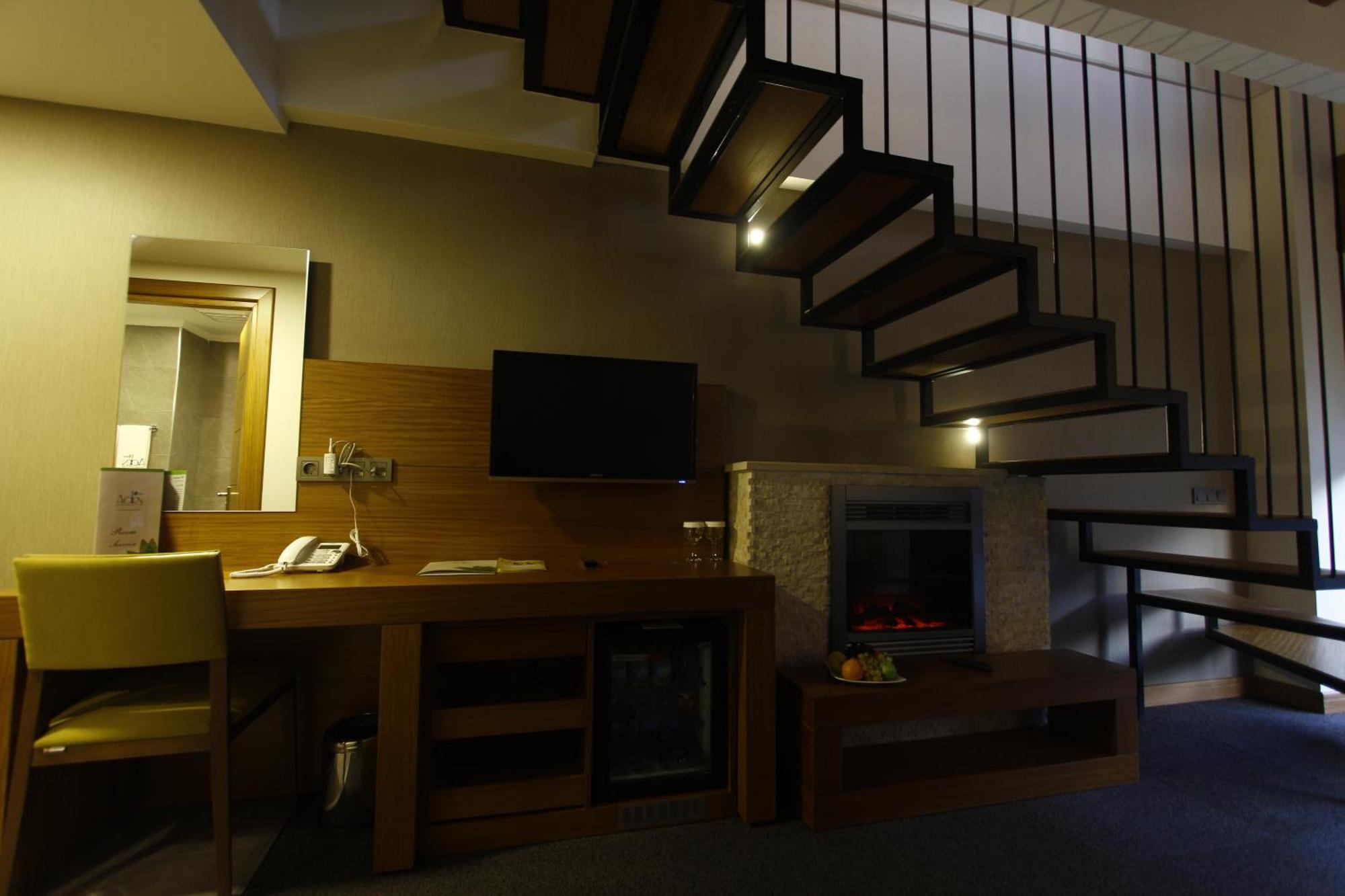 Deluxe Suite with Spa Bath,942504523:JPEG