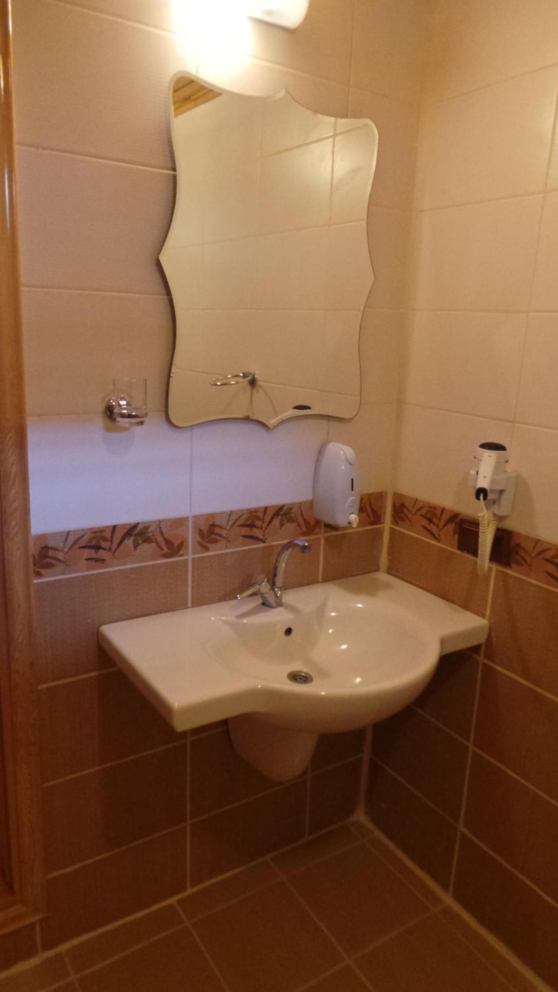 Two-Bedroom Bungalow,709603321:JPEG