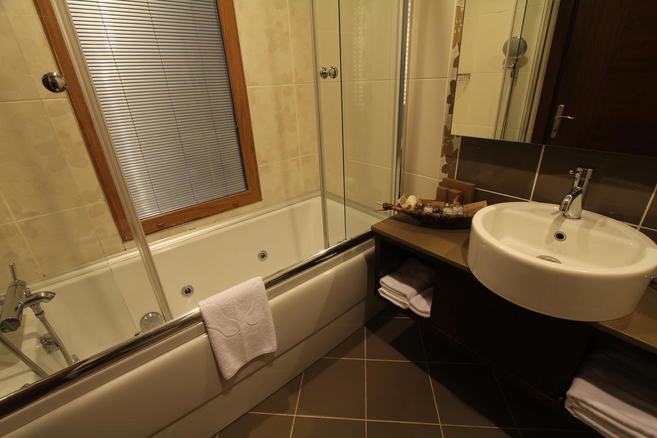 Suite Room