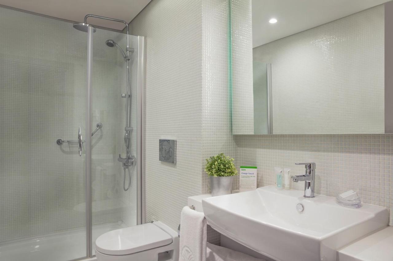 One Bedroom Suite Sea View