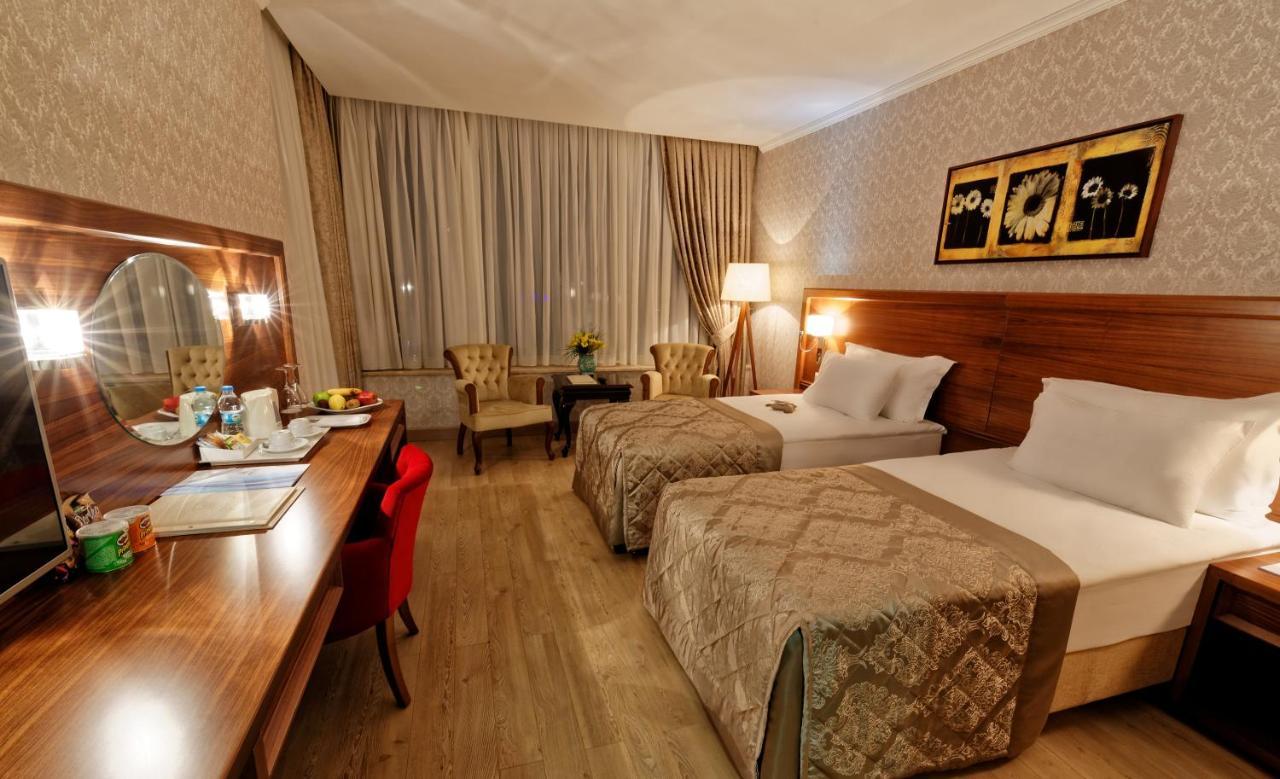 Standard Double or Twin Room,733026058:JPEG