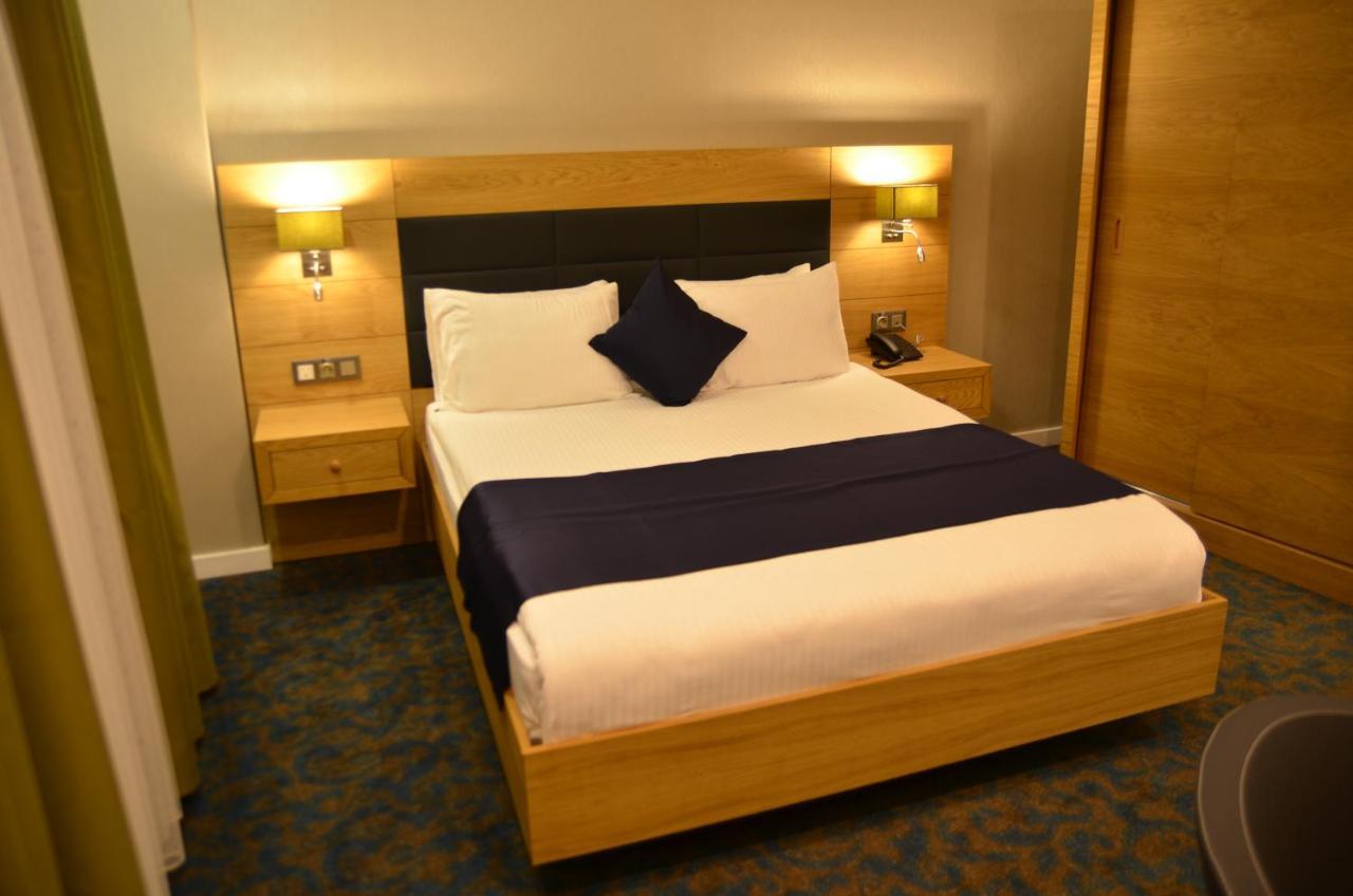 Deluxe Double Room,1323367084:JPEG