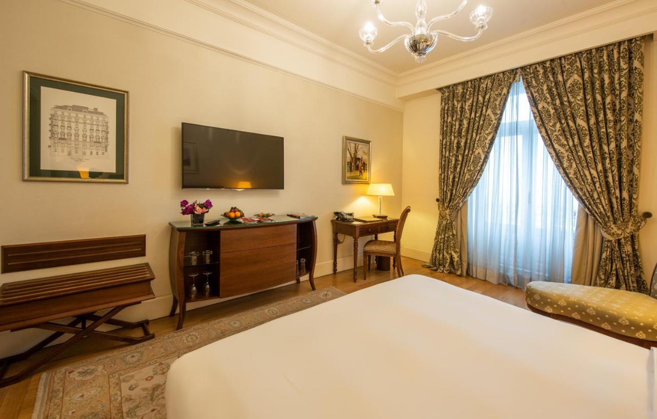 Deluxe Golden Horn Side Room King