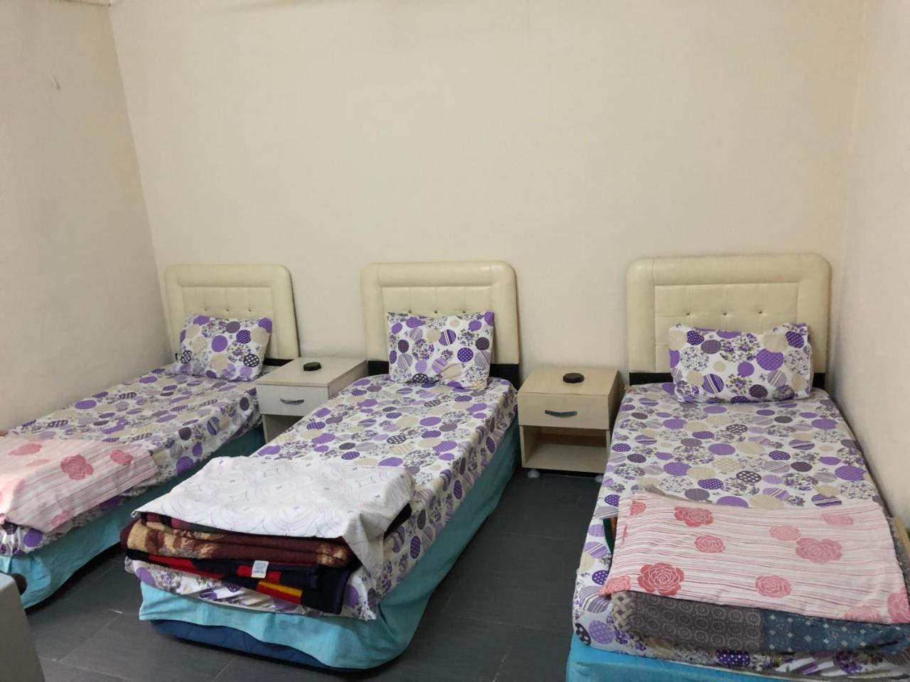 Economy Triple Room with Shared Bathroom,763001869:JPEG