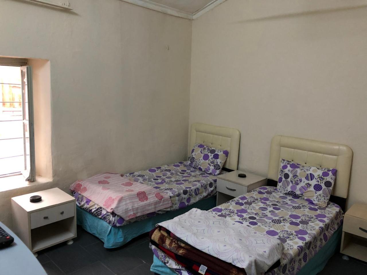Economy Triple Room