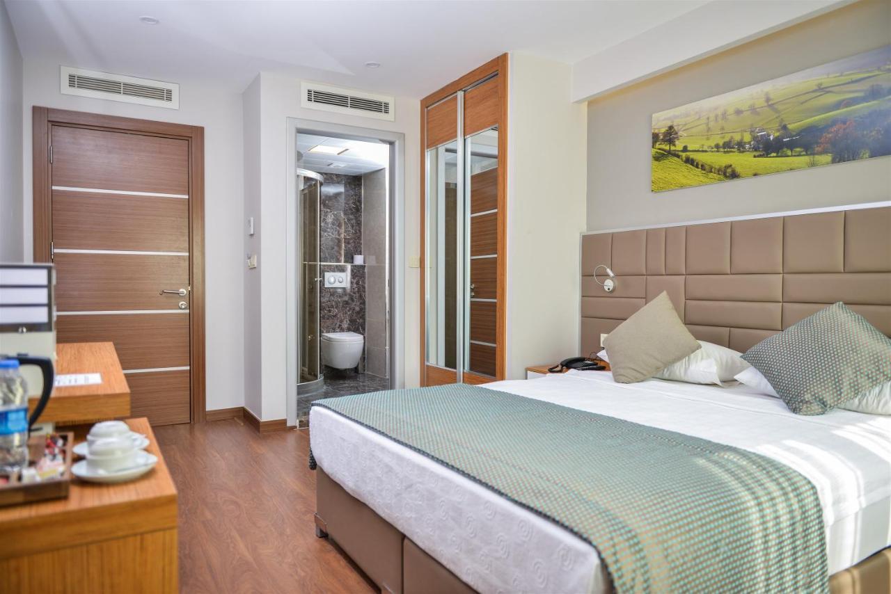 Standard Double Room,770206405:JPEG