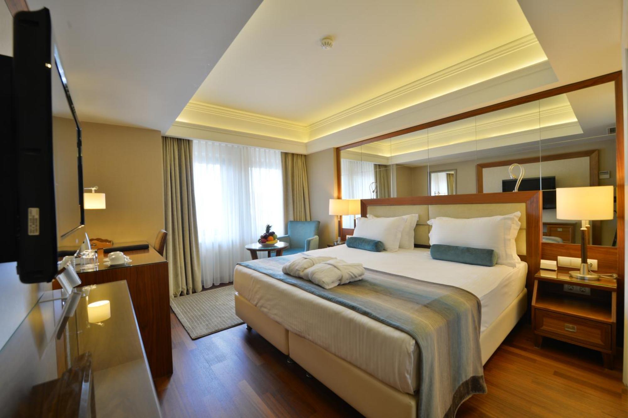 Economy Double or Twin Room,807595824:JPEG