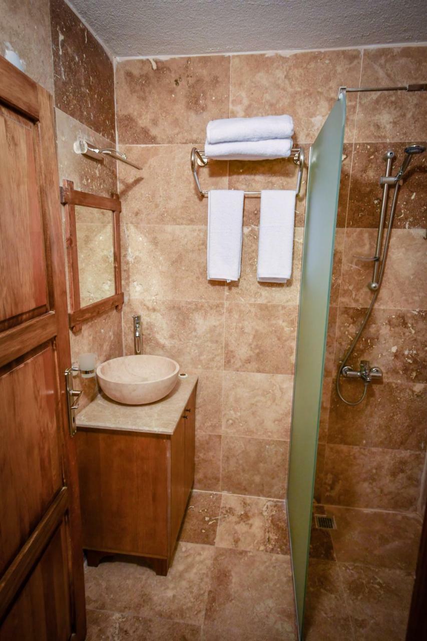 Standard Double Room,779243442:JPEG