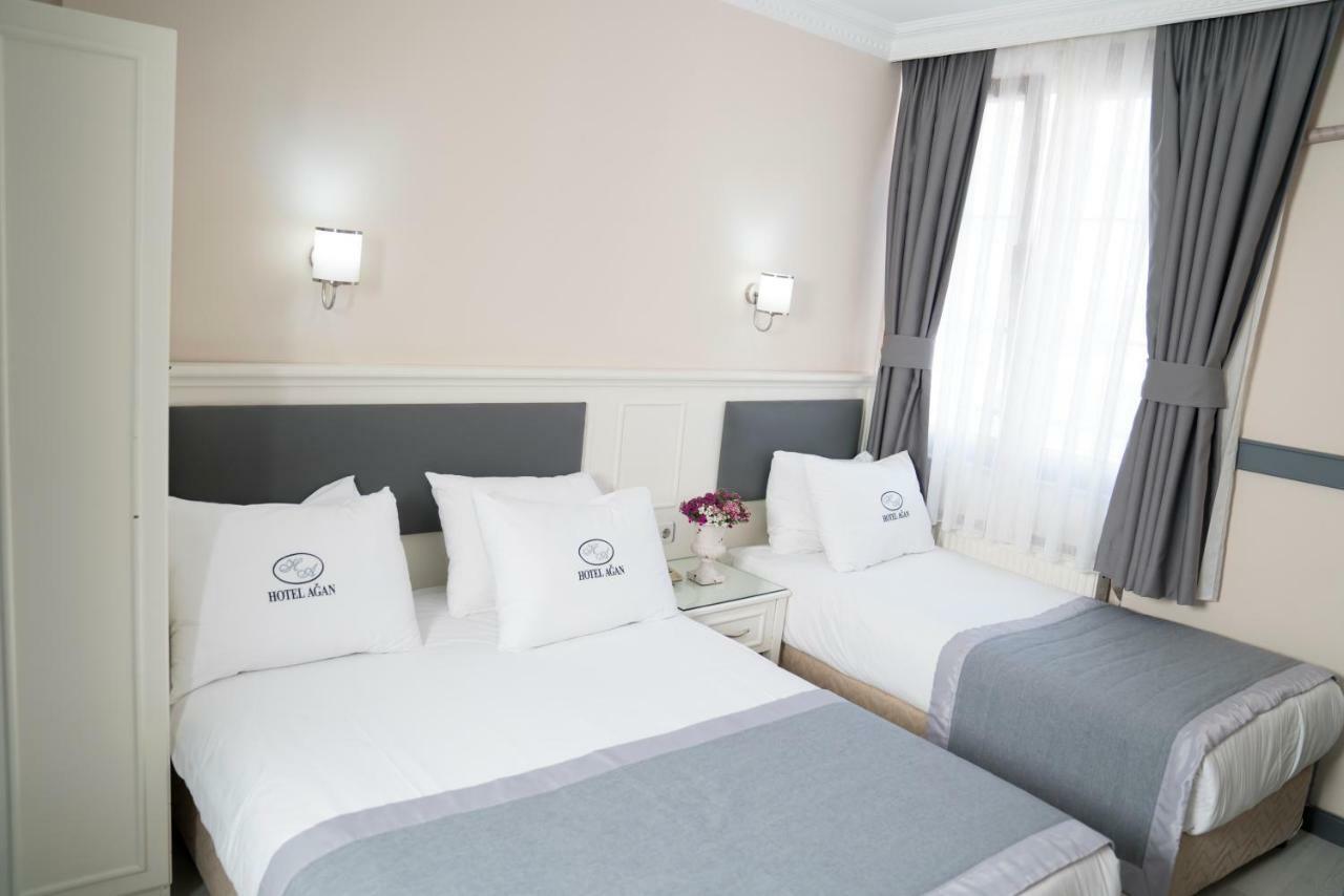 Quarto com 2 Camas de Solteiro