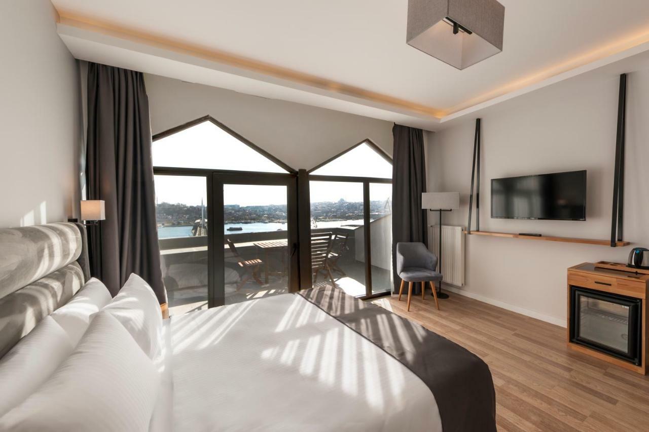 Quarto Duplo Deluxe com Varanda e Vista do Mar