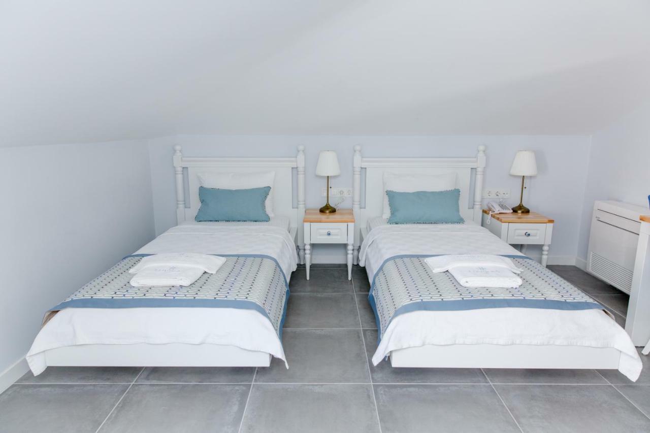 Attic Twin Room with Terrace