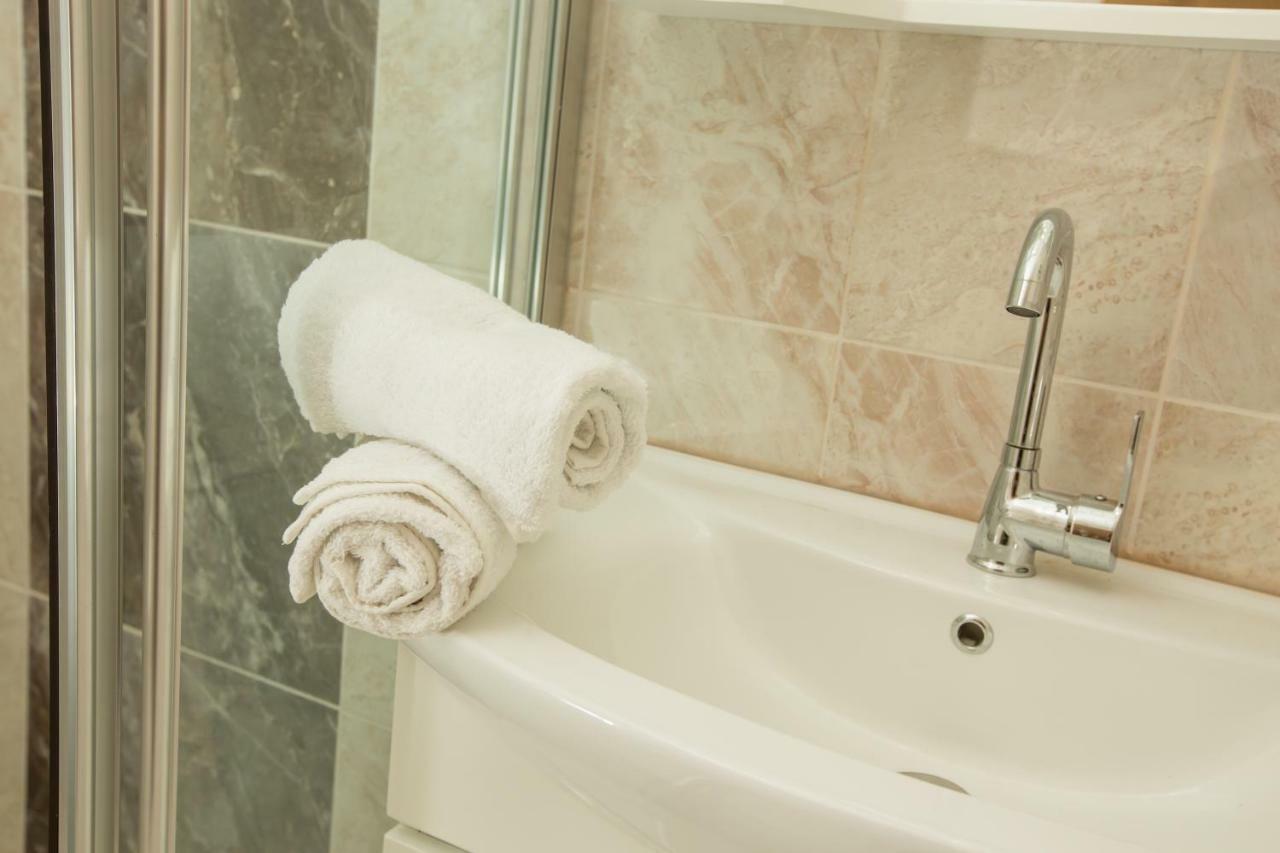 Standard Triple Room,810754506:JPEG