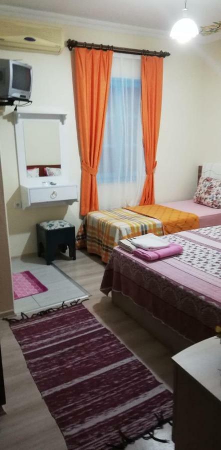 Chambre Familiale avec Salle de Bains Commune