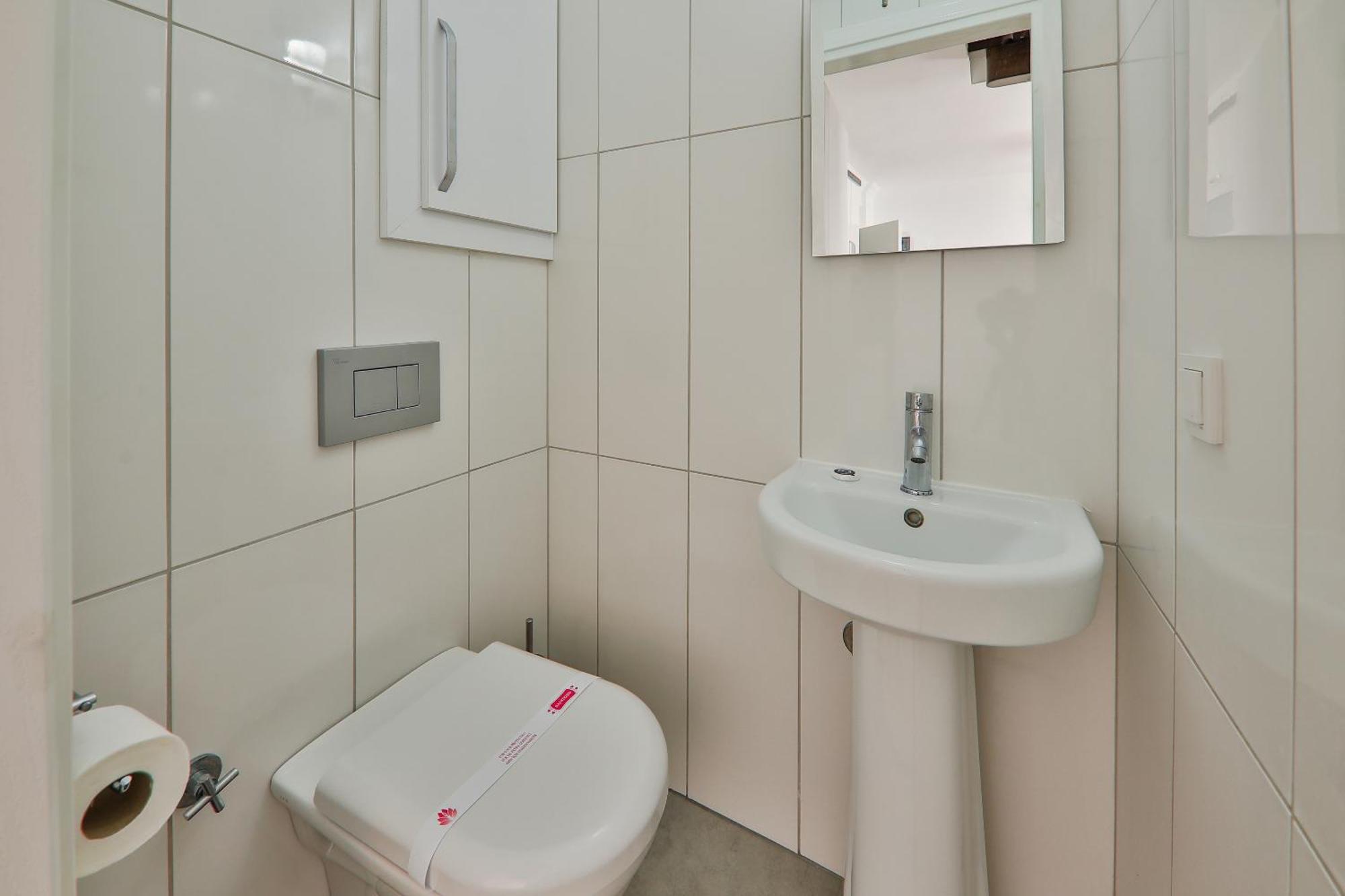 Duplex Apartment with One-Bedroom,823843901:JPEG