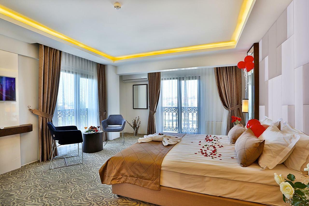 Quadruple Room,1433779756:JPEG