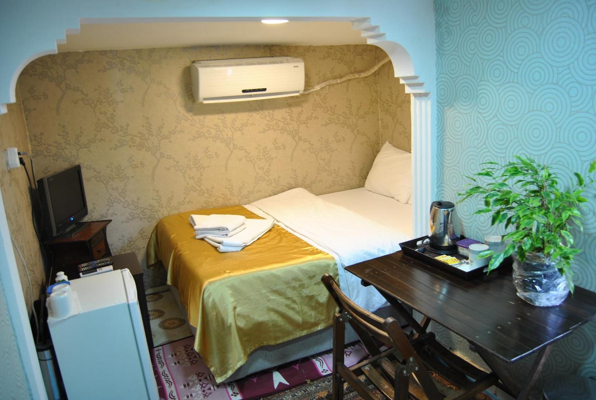 Budget Single Room